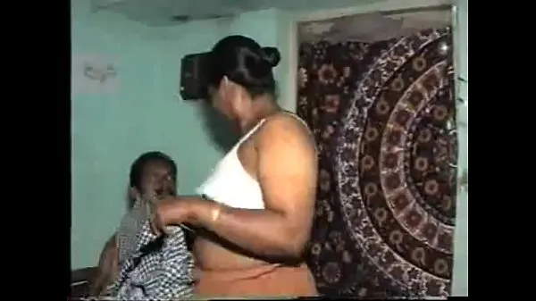 XXX کل فلموں Mature Desi Aunty ki Chudai