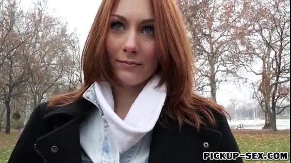 XXX yhteensä Redhead Czech girl Alice March gets banged for some cash elokuvaa