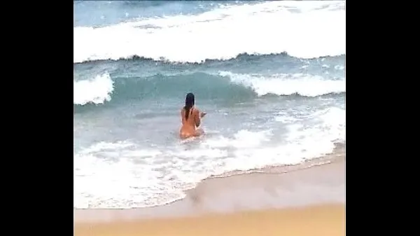 XXX spying on nude beach totalt antall filmer