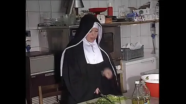 XXX German Nun Assfucked In Kitchen samlede film