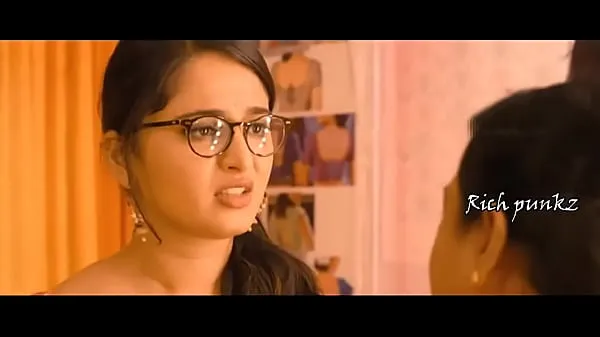 XXX Anushka shetty blouse removed by tailor HD total Movies