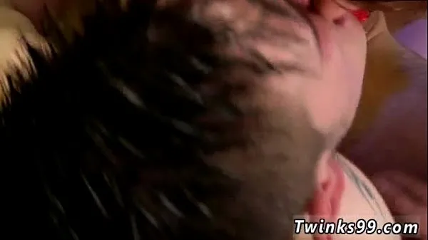 Celkem XXX filmů: Italian gay porn movie City Twink Loves A Thick Dick