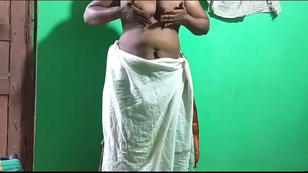 XXX desi indio cachonda tamil telugu kannada malayalam hindi vanitha mostrando grandes tetas y coño afeitado presionar tetas duras presionar nip frotando coño masturbación usando Busty amateur rides her big cock sex doll total de películas