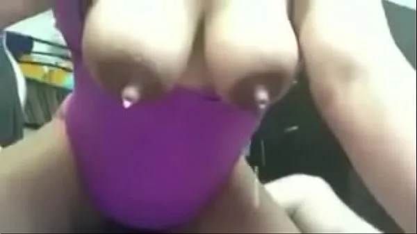 XXX Busty just given birth totalt antall filmer