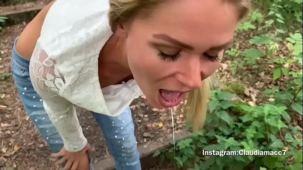XXX Blowjob and fucking in the forest إجمالي الأفلام