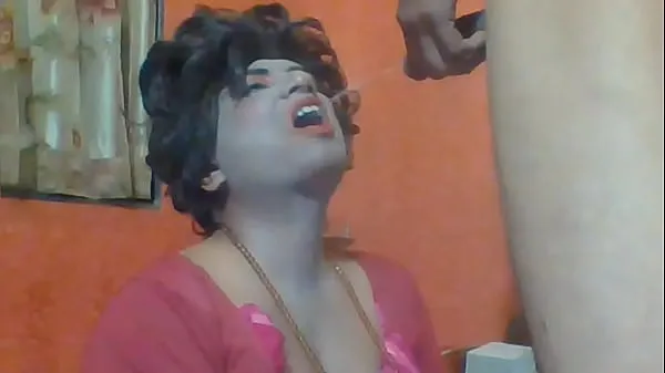 XXX Crossdresser Whore drinking piss and takes a shower of piss toplam Film