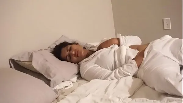 XXX Desi Bhabi fucks herself in bed - Maya total Movies