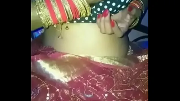XXX کل فلموں Newly born bride made dirty video for her husband in Hindi audio