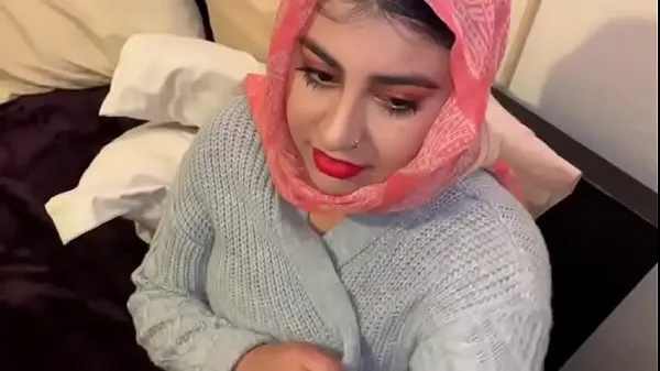 Celkem XXX filmů: Muslim teen doing oral sex