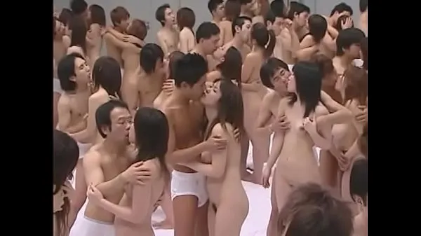 Celkem XXX filmů: group sex of 500 japanese
