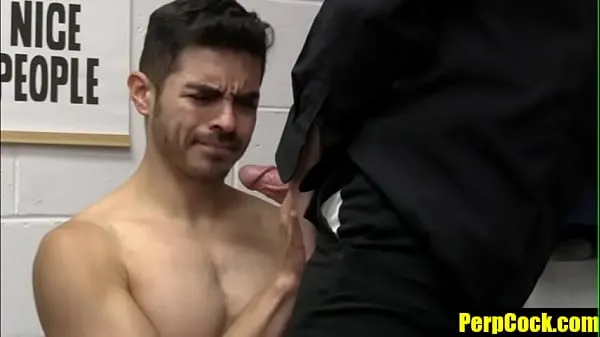 XXX کل فلموں Latino Perp Caught Jacking in the Public Restroom