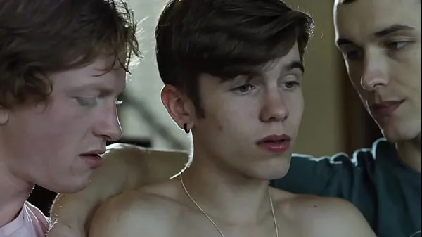 XXX Twink Starts Liking Men After Receiving Heart Transplant From Gay Man - DisruptiveFilms tổng số Phim