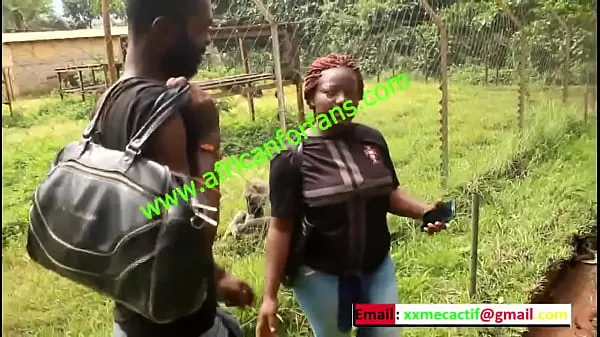 Celkem XXX filmů: public fuck of tourists in a park in Yaoundé during the African Cup of Nations football in Cameroon. This woman is copiously fucked in public by the tourist in a park