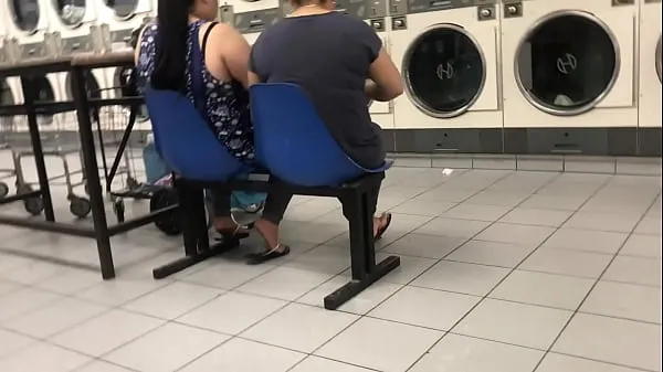 XXX 2 HIspanic Ladies In Flannel Skirts Candid SHOEplay In Laundromat Pt.1 film totali