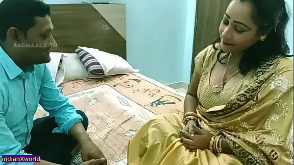XXX Indian Bengali Aunty Enjoying sex with Young Boy (part - 01 skupno število filmov