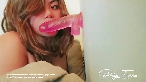 XXX Best Ever Indian Arab Girl Priya Emma Sucking on a Dildo Closeup jumlah Filem