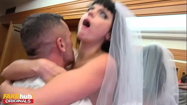 XXX FAKEhub - Bride Not To Be Sonya Durganova cheats on her future husband in a hotel while on Hen Do with French business man with big cock totalt antall filmer