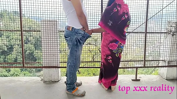 XXX کل فلموں XXX Bengali hot bhabhi amazing outdoor sex in pink saree with smart thief! XXX Hindi web series sex Last Episode 2022