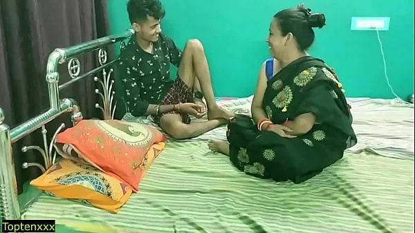 XXX Indian hot wife shared with friend! Real hindi sex ภาพยนตร์ทั้งหมด