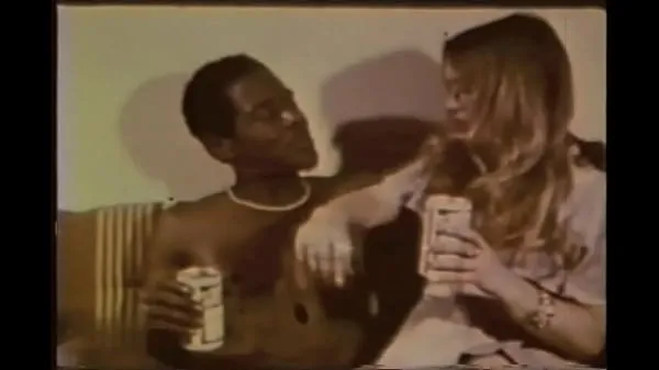 Celkem XXX filmů: Vintage Pornostalgia, The Sinful Of The Seventies, Interracial Threesome