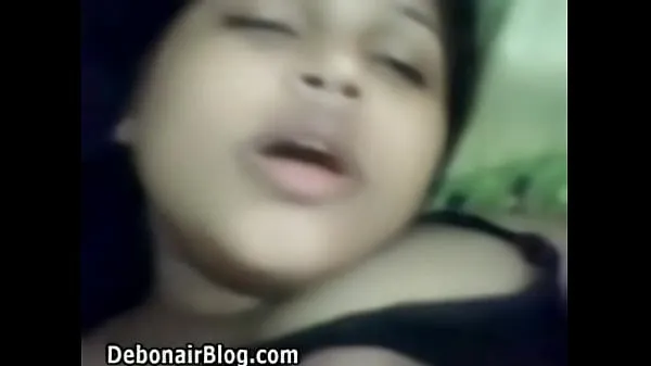 XXX Bangla chubby teen fucked by her lover samlede film