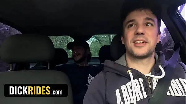 XXX Hot Driver Jonas Matt Agrees To Give Chiwi Black A Ride If He Gives Him His Asshole - Dick Rides wszystkich filmów