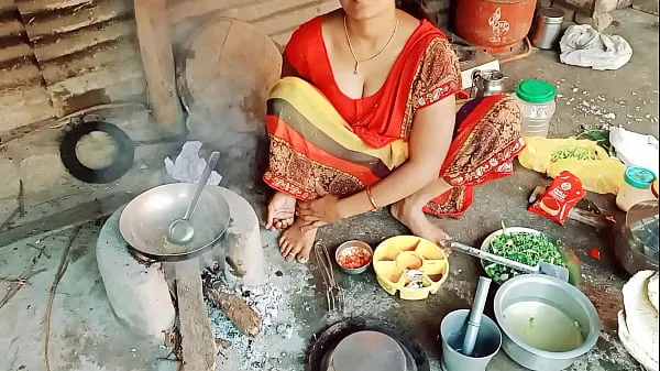 XXX The was making roti and vegetables on a soft stove and signaled total Movies