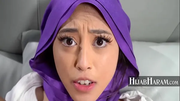 XXX First Night Alone With Boyfriend (Teen In Hijab)- Alexia Anders totaal aantal films