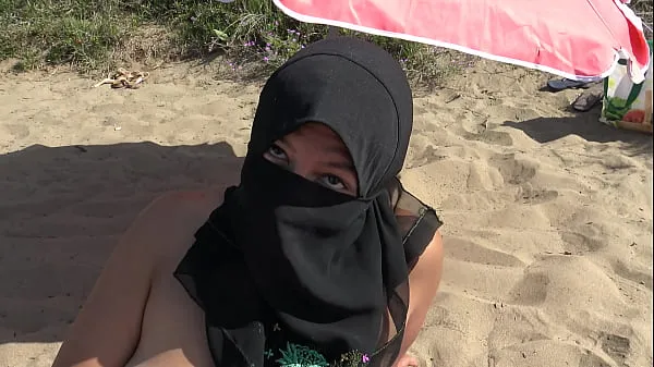 XXX Arab milf enjoys hardcore sex on the beach in France tổng số Phim