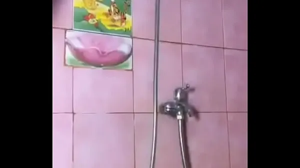 XXX Pinkie takes a bath jumlah Filem