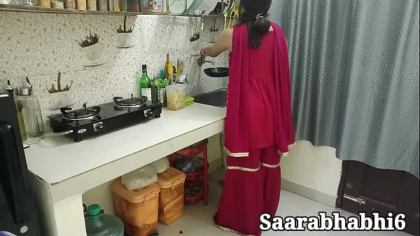 XXX کل فلموں Dirty bhabhi had sex with devar in kitchen in Hindi audio