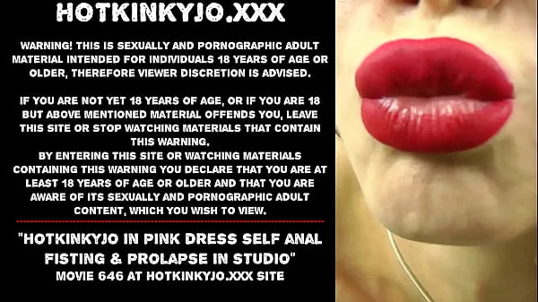 XXX yhteensä Hotkinkyjo in pink dress self anal fisting & prolapse in studio elokuvaa