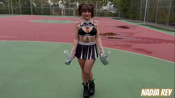 XXX CHEERLEADERS Fucks on THE STREET and swallows the CUM total Film